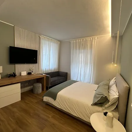 The Captain's Sirocco - Center Leonardo Academy * Sesto Calende